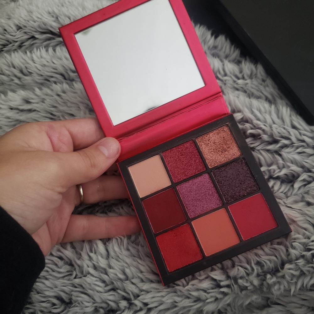 Huda Beauty Ruby Obsessions